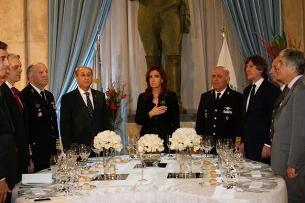 Cristina fuerzas armadas