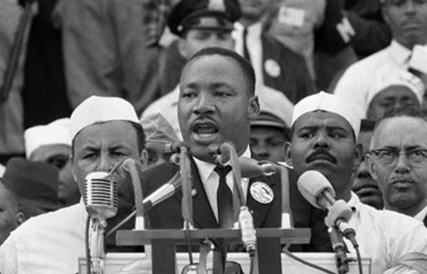 Martin Luther King dio su histórico discurso hace 50 años, de espaldas al monumento que recuerda a Abraham Lincoln.