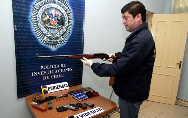 El mini-arsenal fue confiscado y destruido por autoridades chilenas.