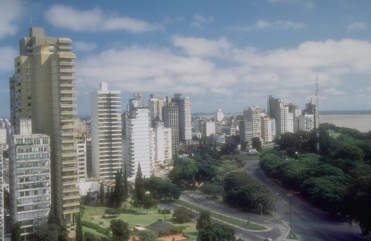 El proyecto de trasladar la capital gana adeptos y Santiago del Estero suena fuerte como candidata.