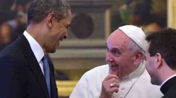 Barak Obama y el Papa Francisco juntos en el Vaticano. 