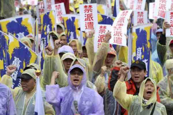 Reclamos populares en Taiwan en el Día del Trabajador.