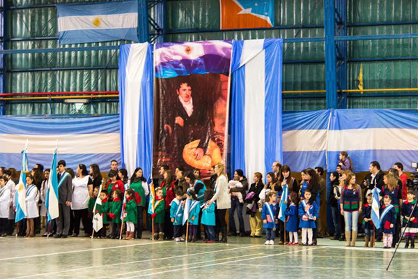 acto_bandera