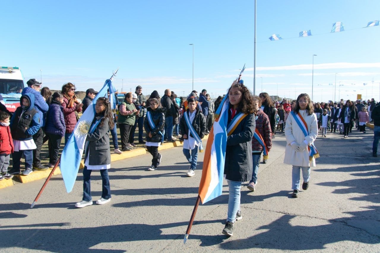 Siguen inscribiendo para participar del desfile del 2 de Abril