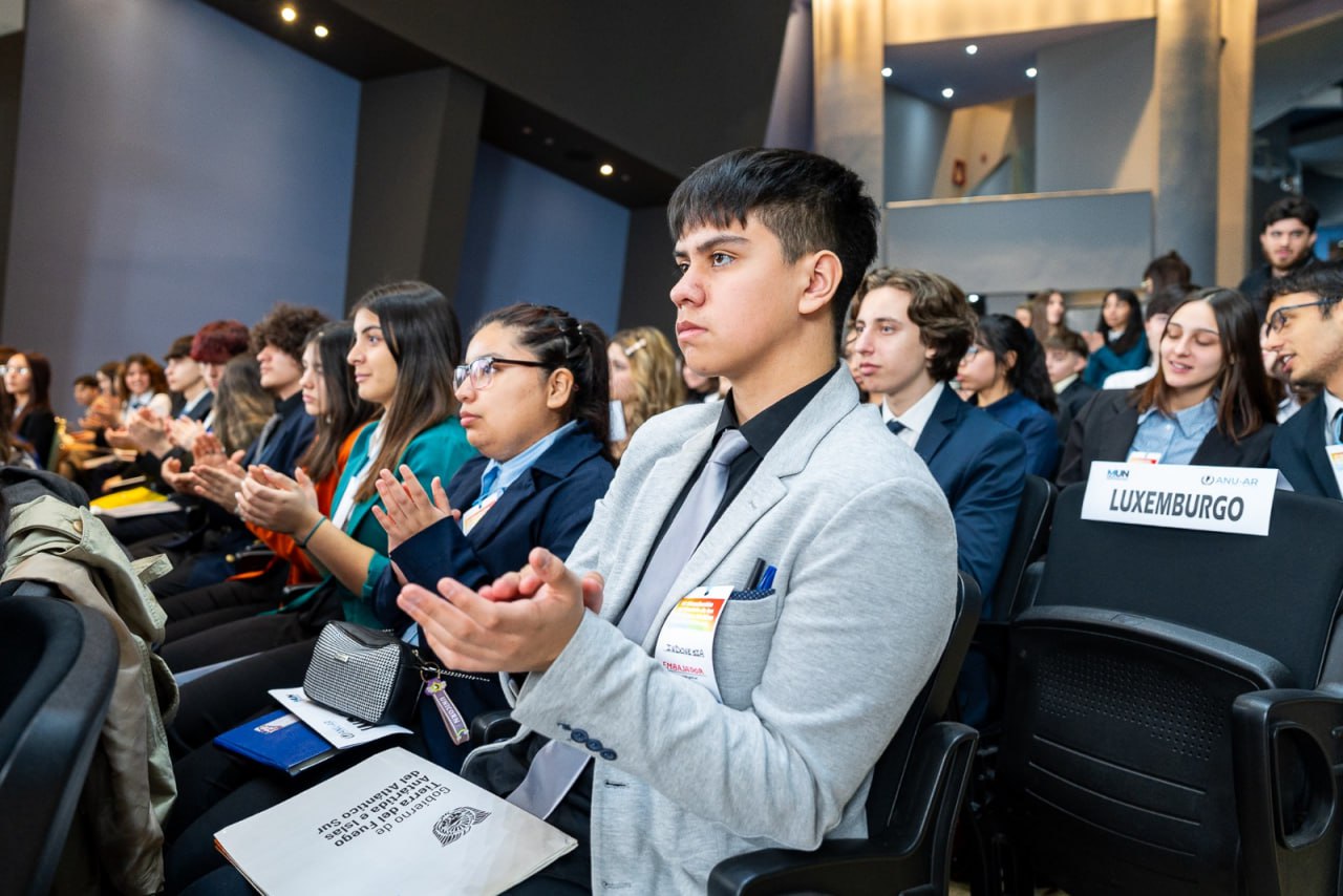 Más de 200 jóvenes participaron de la simulación de Naciones Unidas