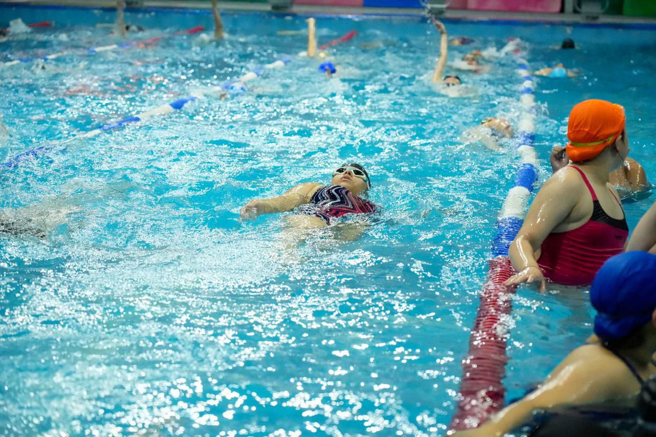 Se realizó el campus de natación con más de 60 nadadores