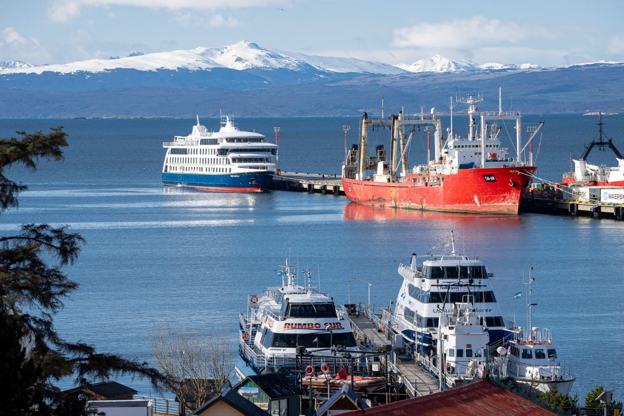 Comenzó la temporada de cruceros con el arribo del Ventus Australis