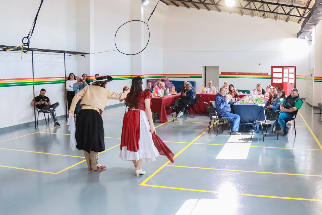 Se celebró la 4° Edición de “Viejos los Trapos” con actividades recreativas para adultos mayores