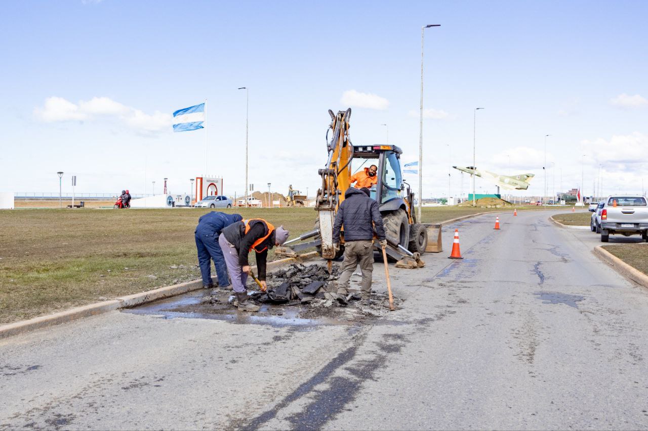 Iniciaron los trabajos de asfalto en Av. Héroes de Malvinas