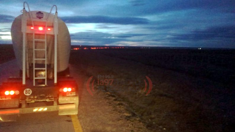 Filas de hasta 8 kilómetros para acceder al cruce por barcaza