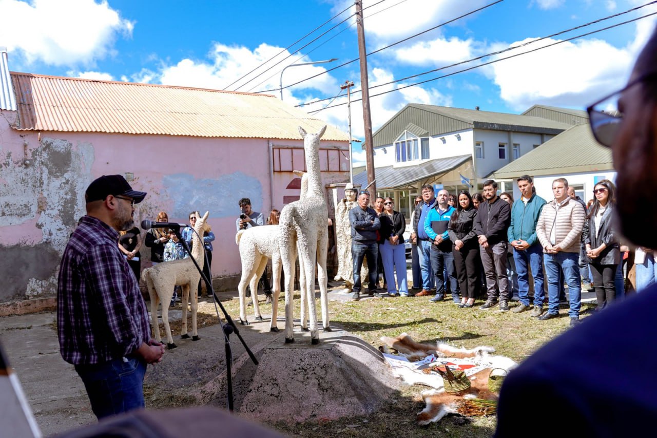 Acto a 138 años del Genocidio Selk´nam en la Casa Cultural ‘Rafaela Ishton’