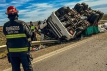 camion caleta vuelco