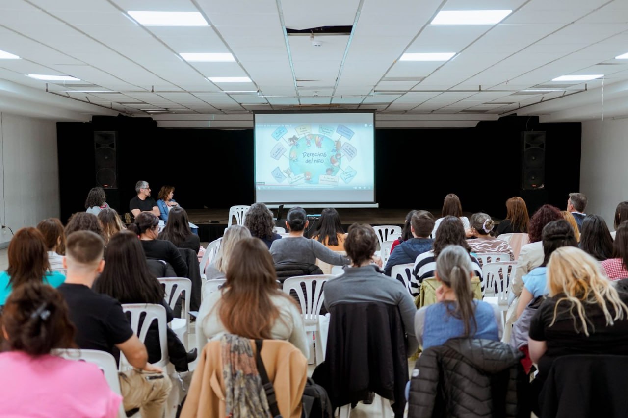 «A veces surgen situaciones y necesitamos contar con familias que los reciban»