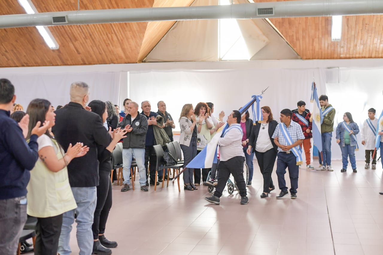 La escuela especial N°2 «Casita de Luz» celebró sus 40 años