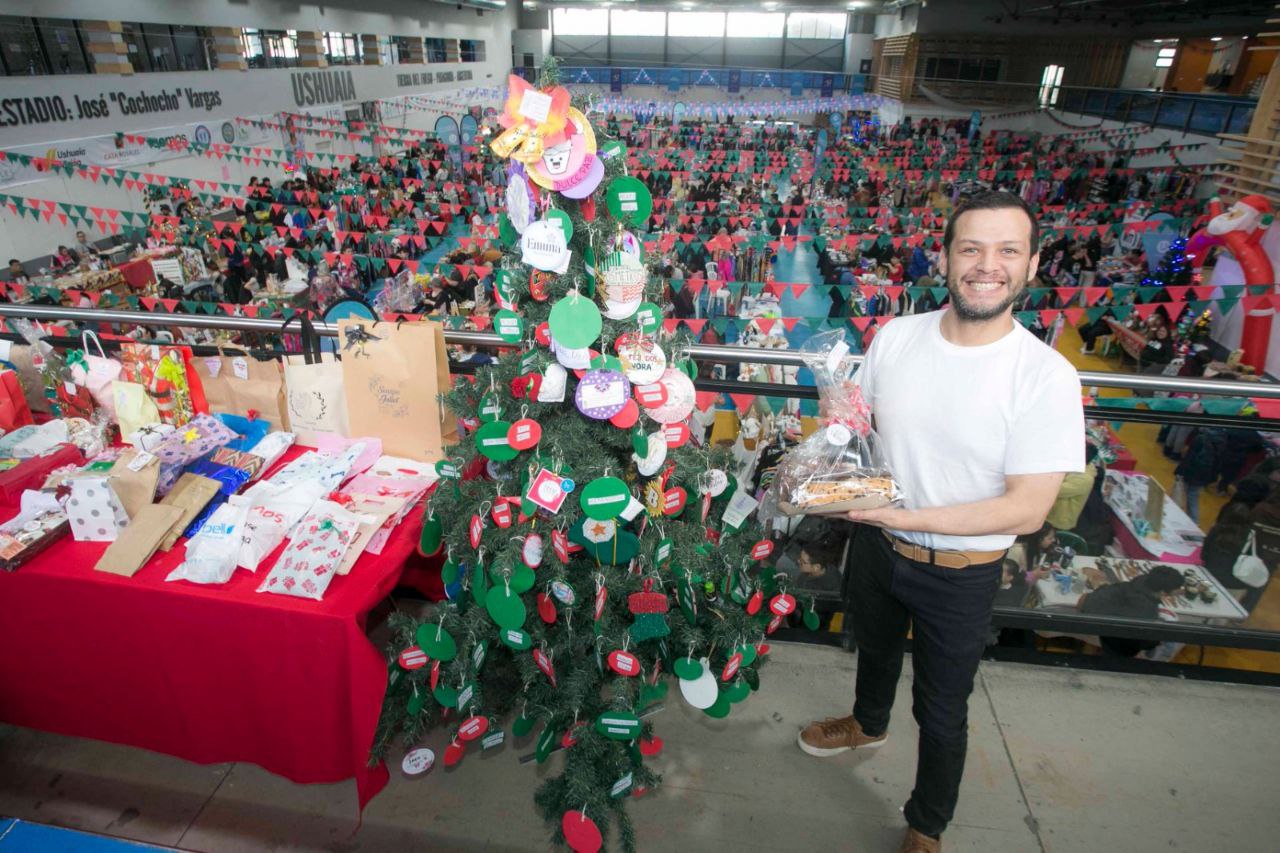 Vecinos de la capital pasaron por el Mercado Concentrador y la Expo Feria Navideña