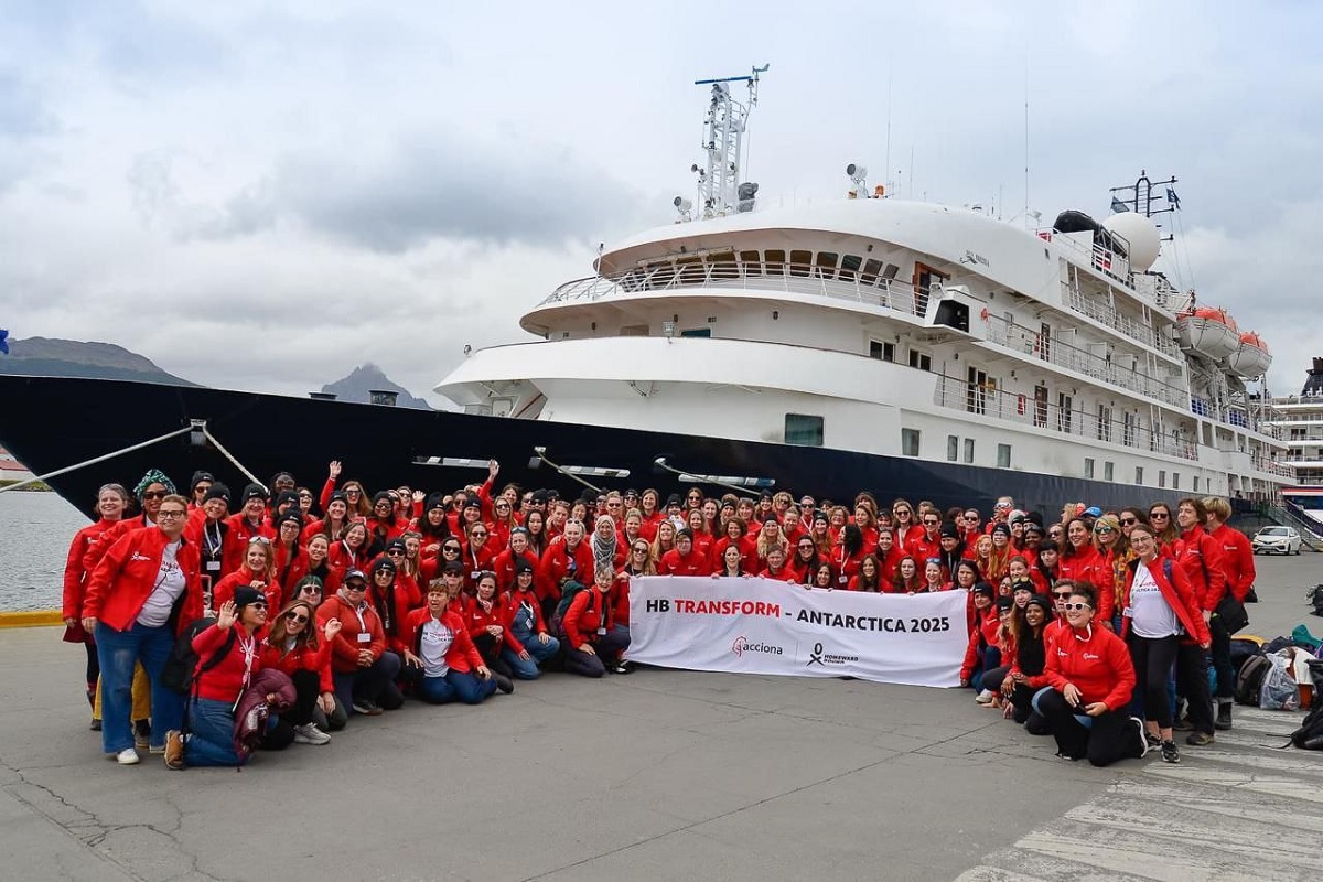 Más de cien científicas emprenden una travesía a la Antártida desde Ushuaia