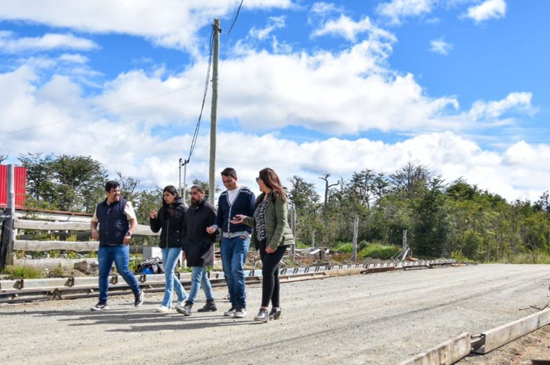 Tolhuin: rehabilitan al tránsito la calle Pedro Oliva