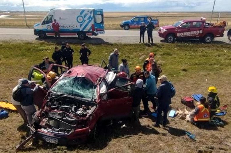 Turistas norteamericanas heridas al volcar cerca de Río Grande