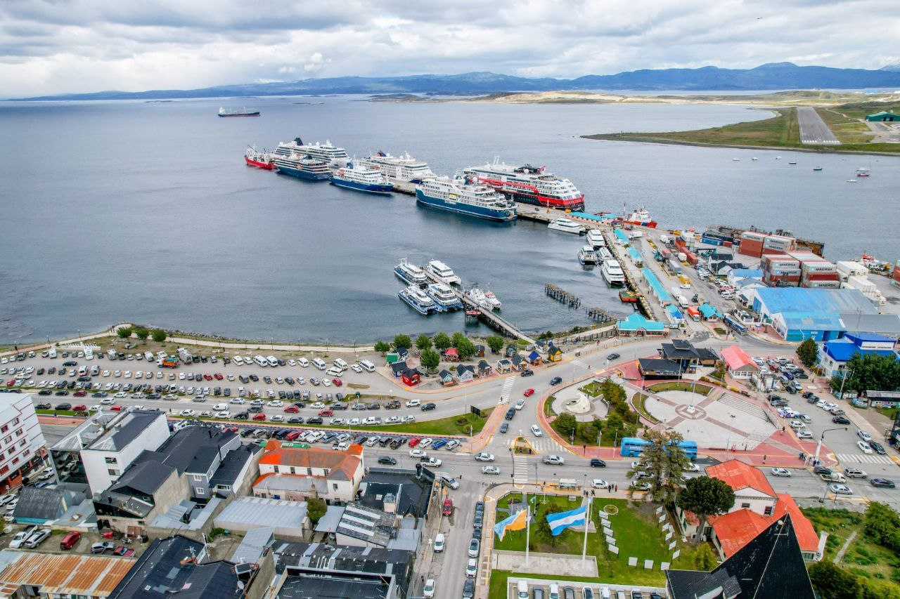 ushuaia puerto